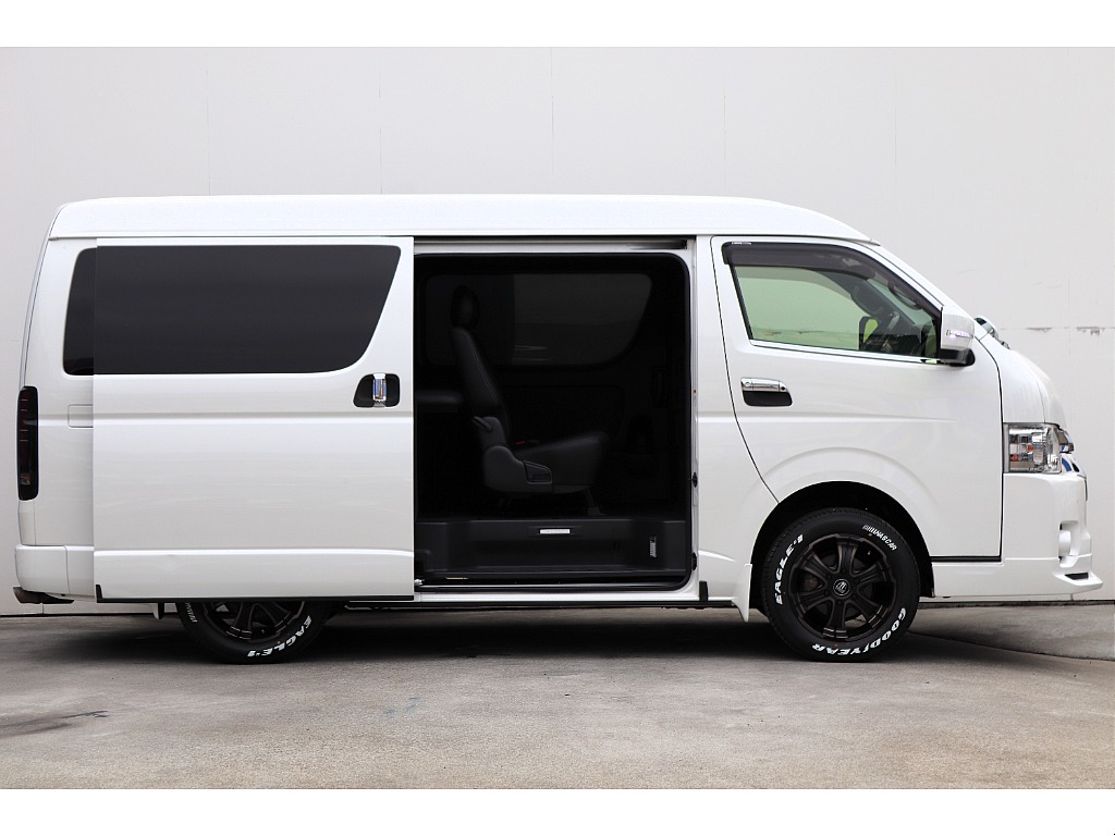 ハイエース高崎店にて展示中♪027-329-5670