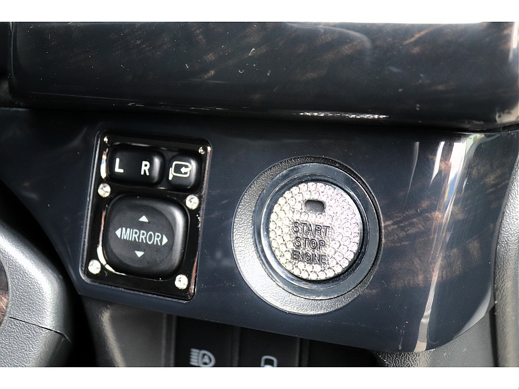 ハイエース高崎店にて展示中♪027-329-5670