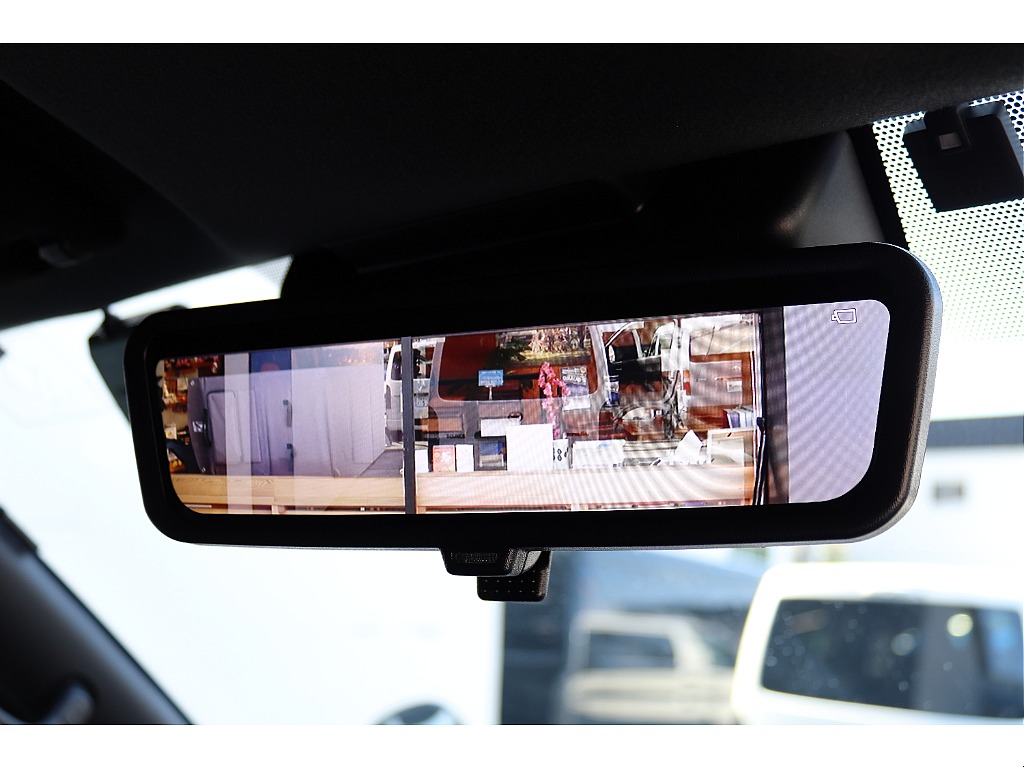 ハイエース高崎店にて展示中♪027-329-5670