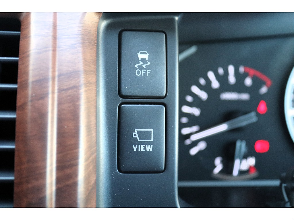 ハイエース高崎店にて展示中♪027-329-5670