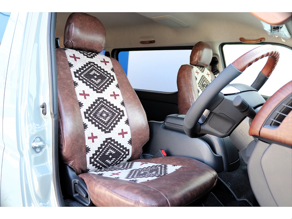 ハイエース高崎店にて展示中♪027-329-5670