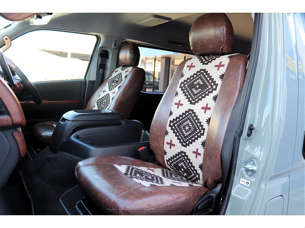 ハイエース高崎店にて展示中♪027-329-5670