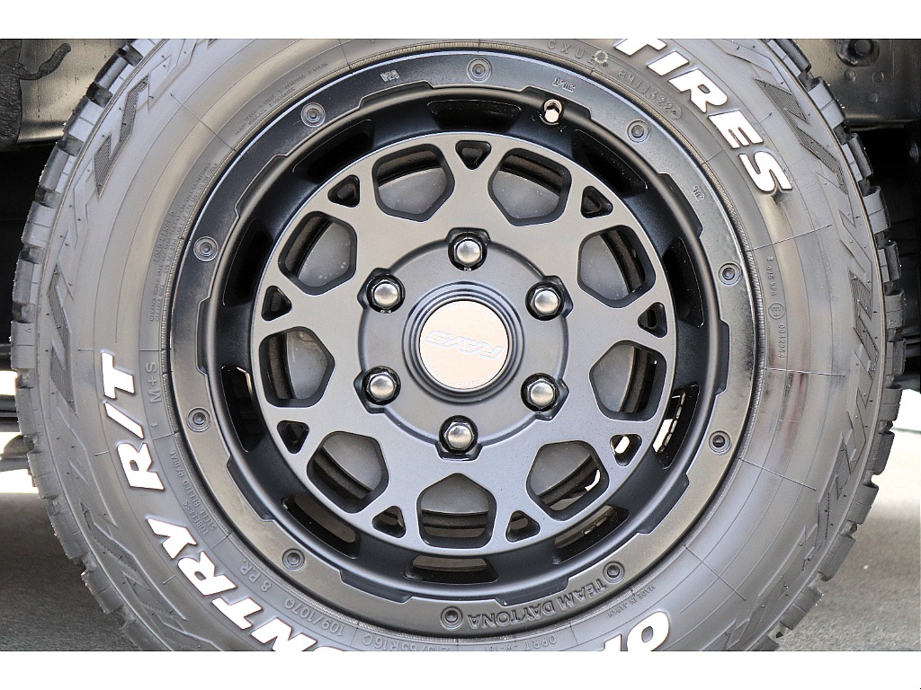 ハイエース高崎店にて展示中♪027-329-5670！！