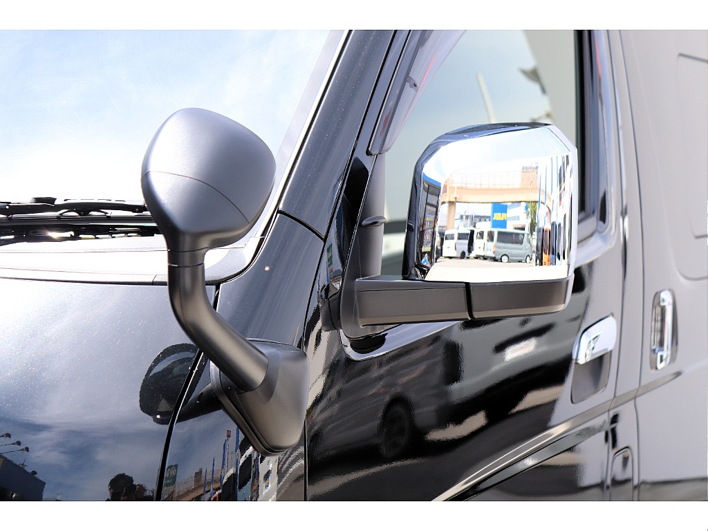 ハイエース高崎店にて展示中♪027-329-5670！！