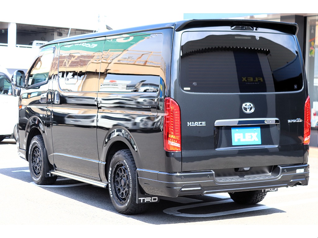 ハイエース高崎店にて展示中♪027-329-5670！！