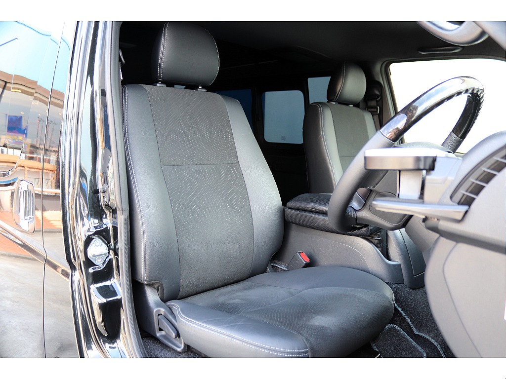 ハイエース高崎店にて展示中♪027-329-5670！！