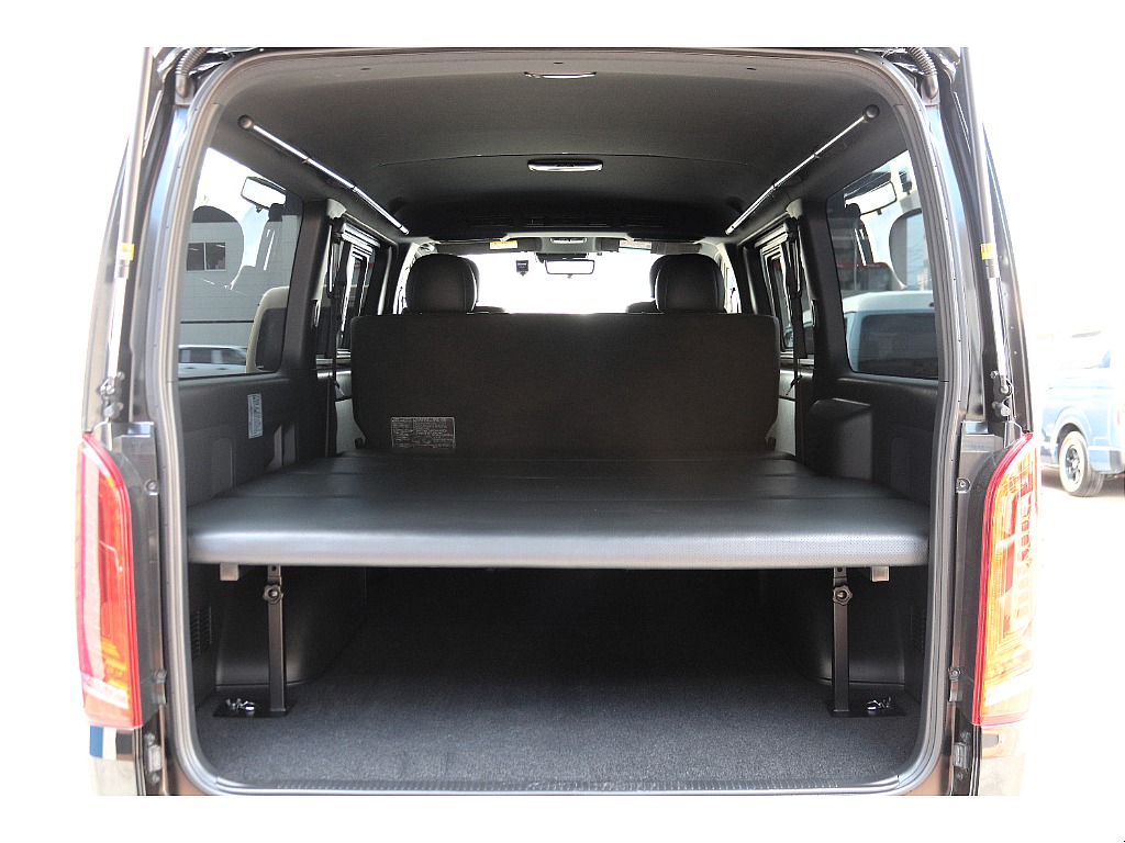 ハイエース高崎店にて展示中♪027-329-5670！！