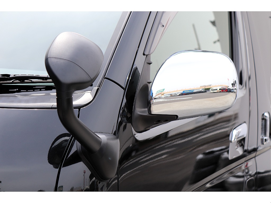 ハイエース高崎店にて展示中♪027-329-5670