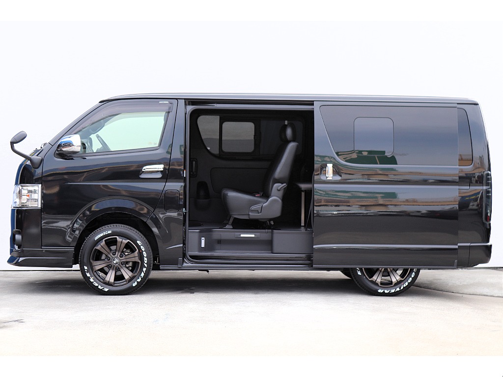 ハイエース高崎店にて展示中♪027-329-5670