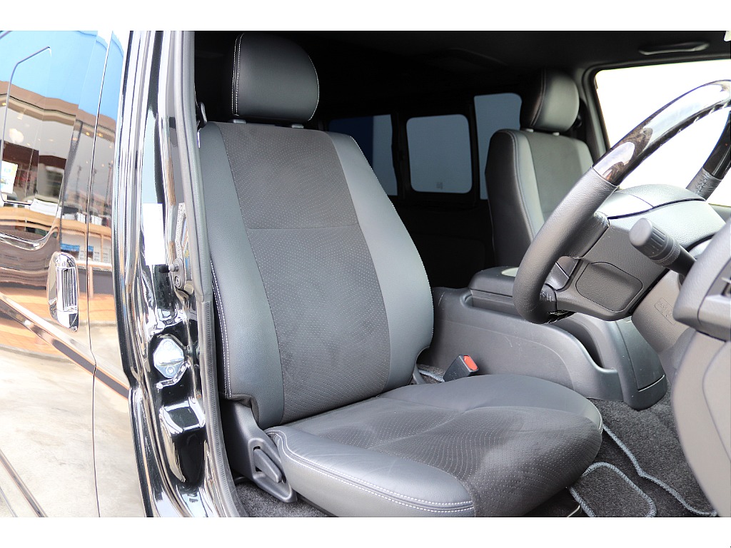 ハイエース高崎店にて展示中♪027-329-5670