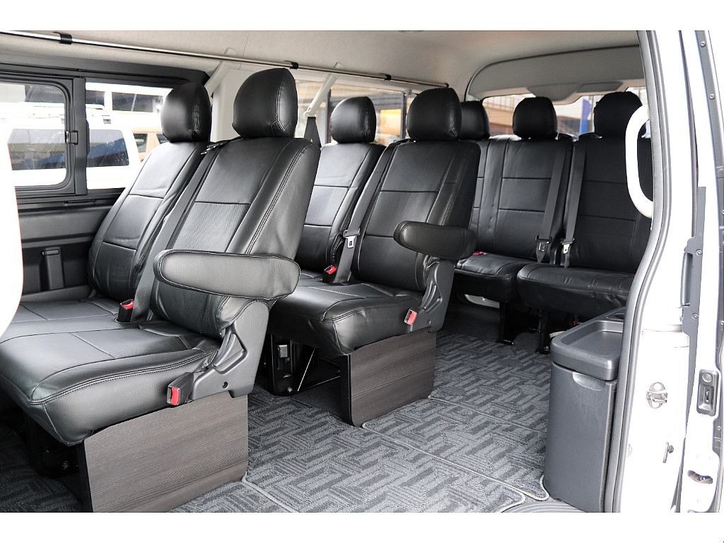 ハイエース高崎店にて展示中♪027-329-5670