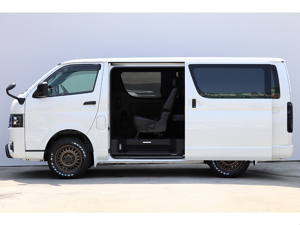 ハイエース高崎店にて展示中♪027-329-5670