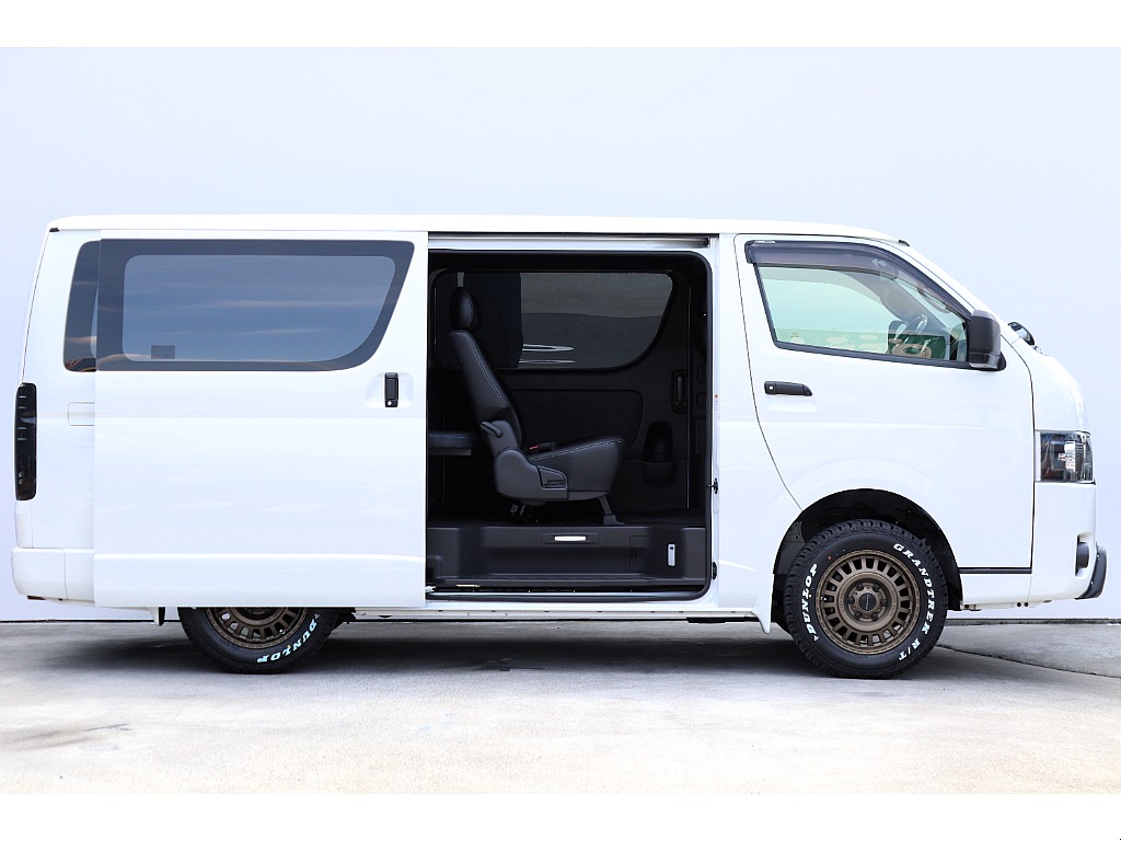 ハイエース高崎店にて展示中♪027-329-5670