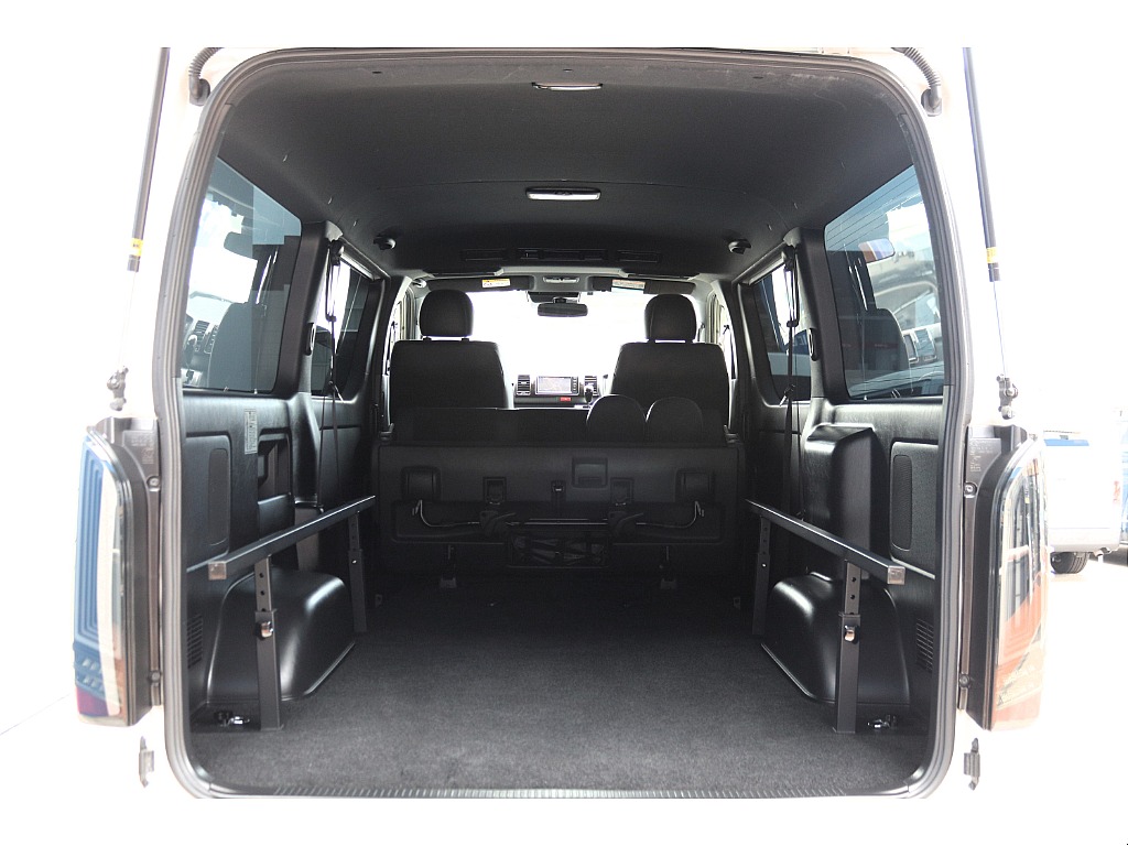 ハイエース高崎店にて展示中♪027-329-5670