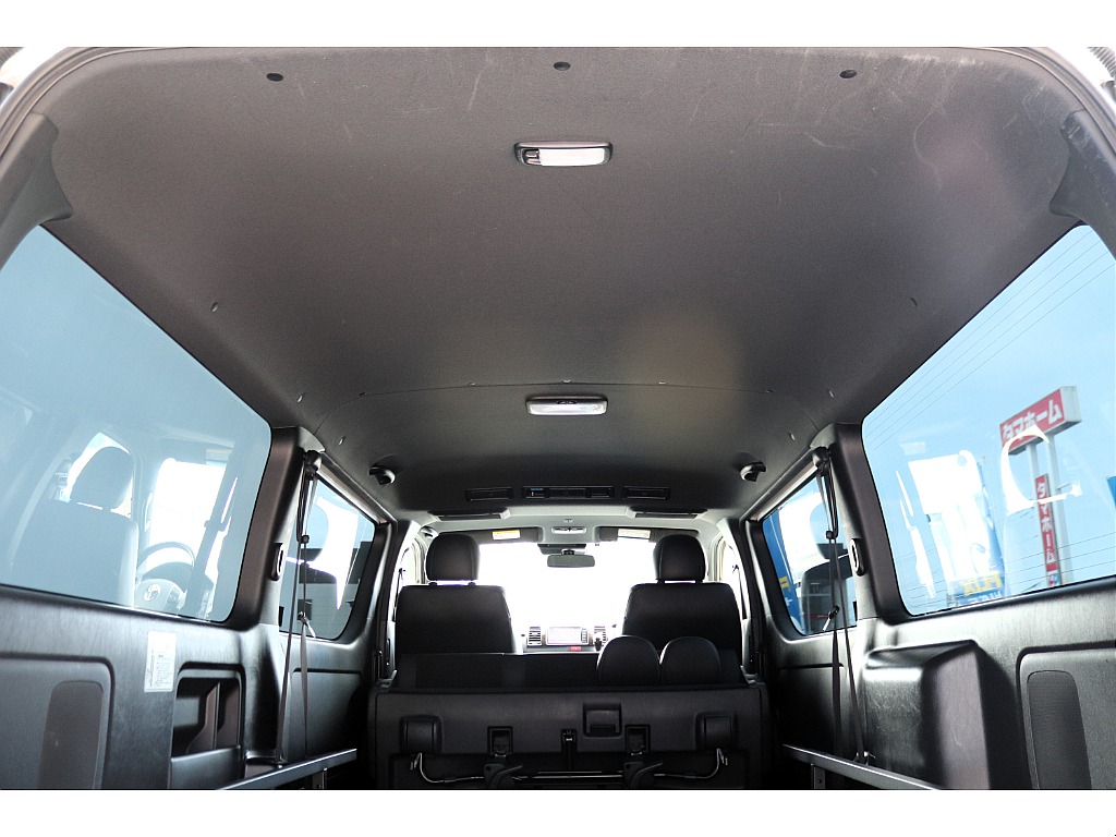 ハイエース高崎店にて展示中♪027-329-5670