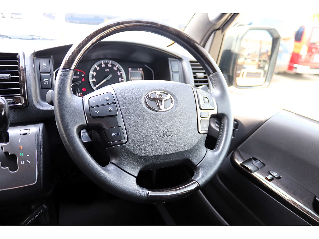 ハイエース高崎店にて展示中♪027-329-5670