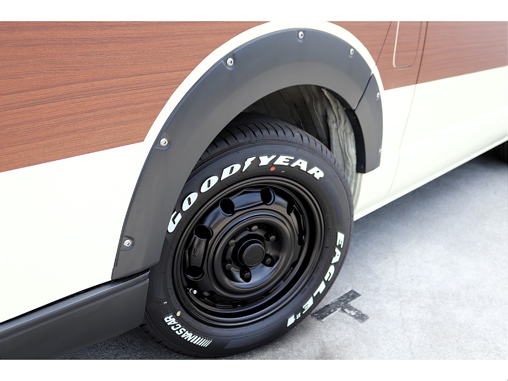 ハイエース高崎店にて展示中♪027-329-5670