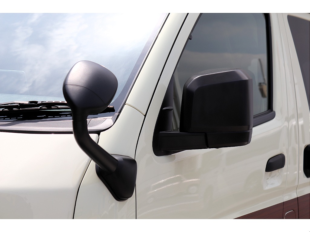 ハイエース高崎店にて展示中♪027-329-5670