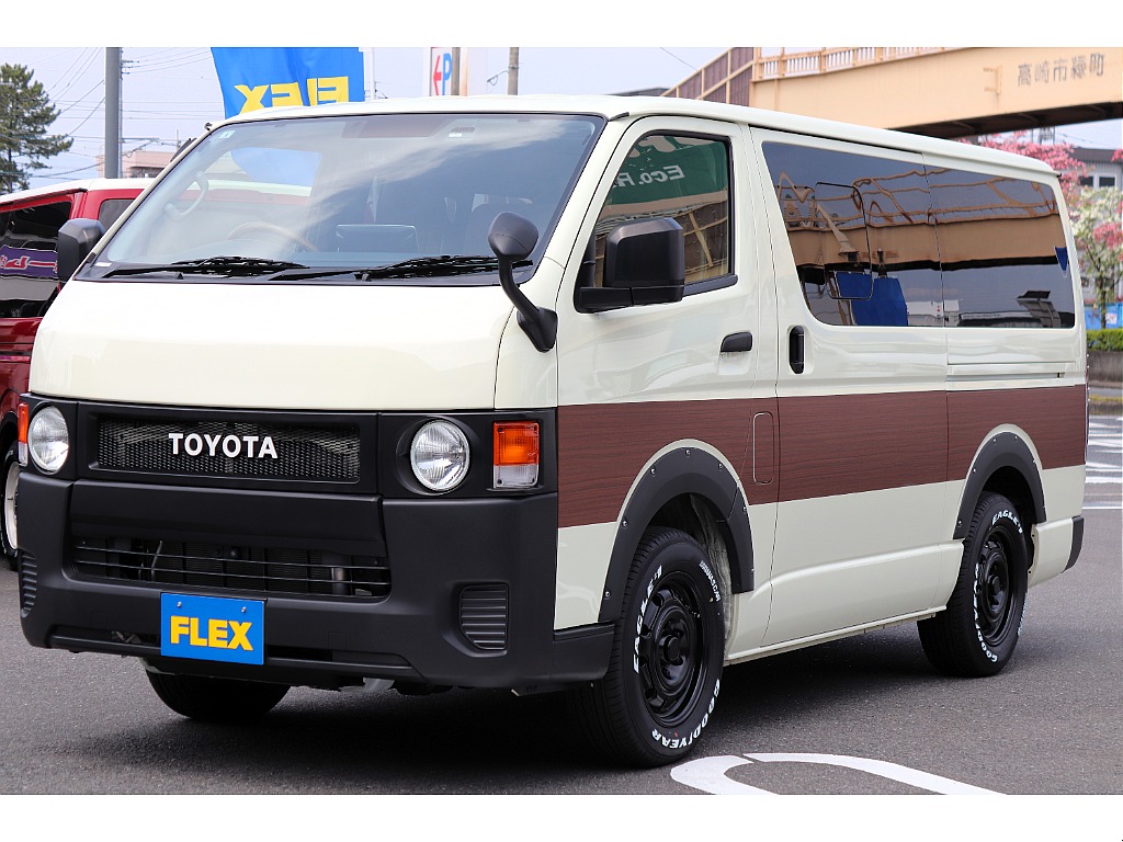 ハイエース高崎店にて展示中♪027-329-5670