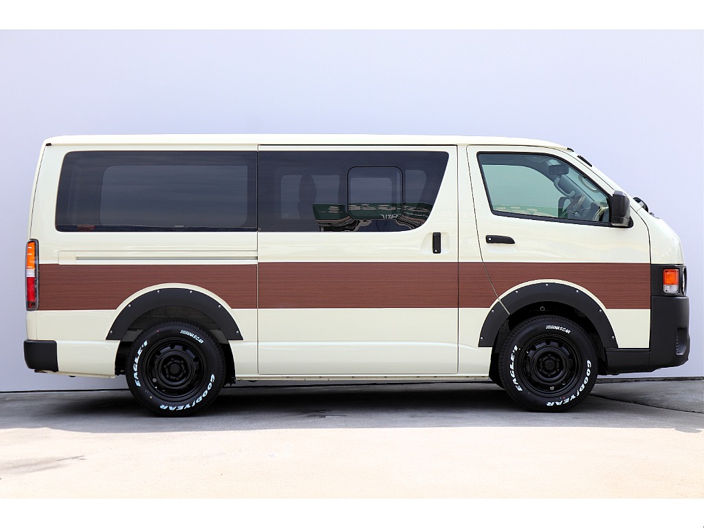 ハイエース高崎店にて展示中♪027-329-5670