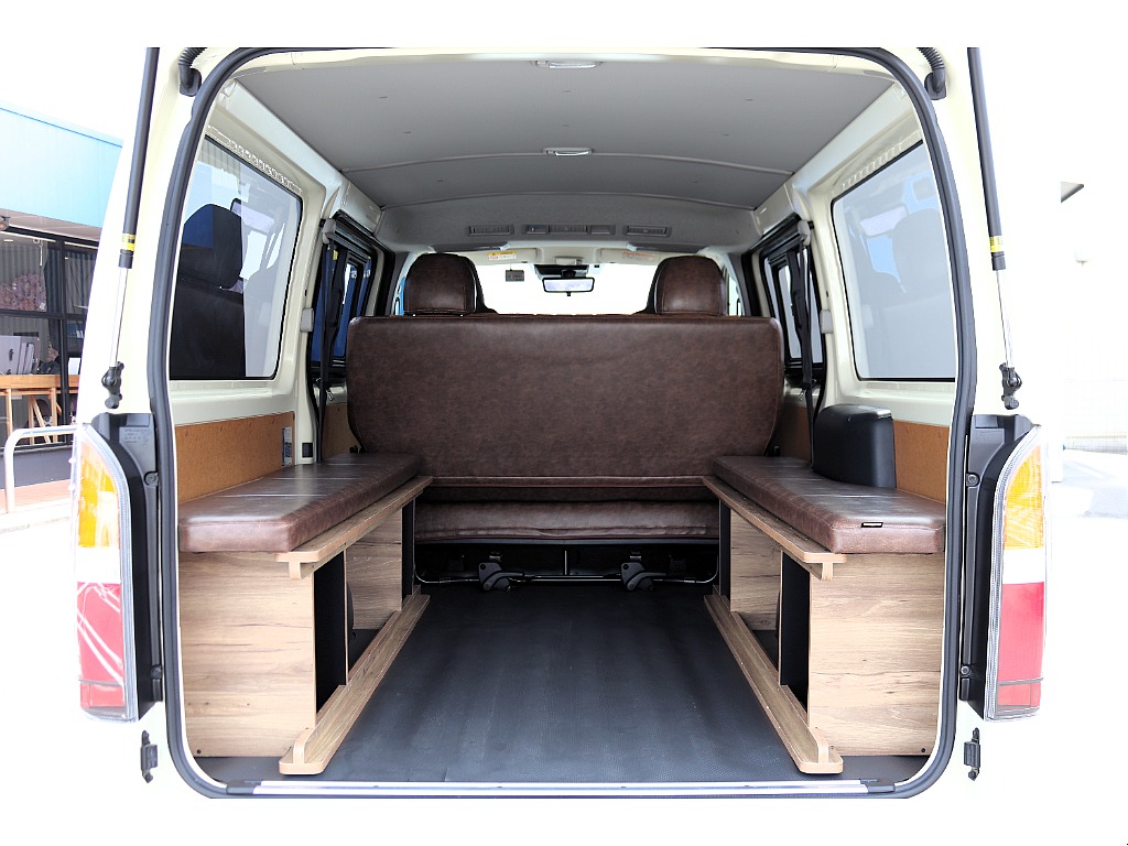 ハイエース高崎店にて展示中♪027-329-5670