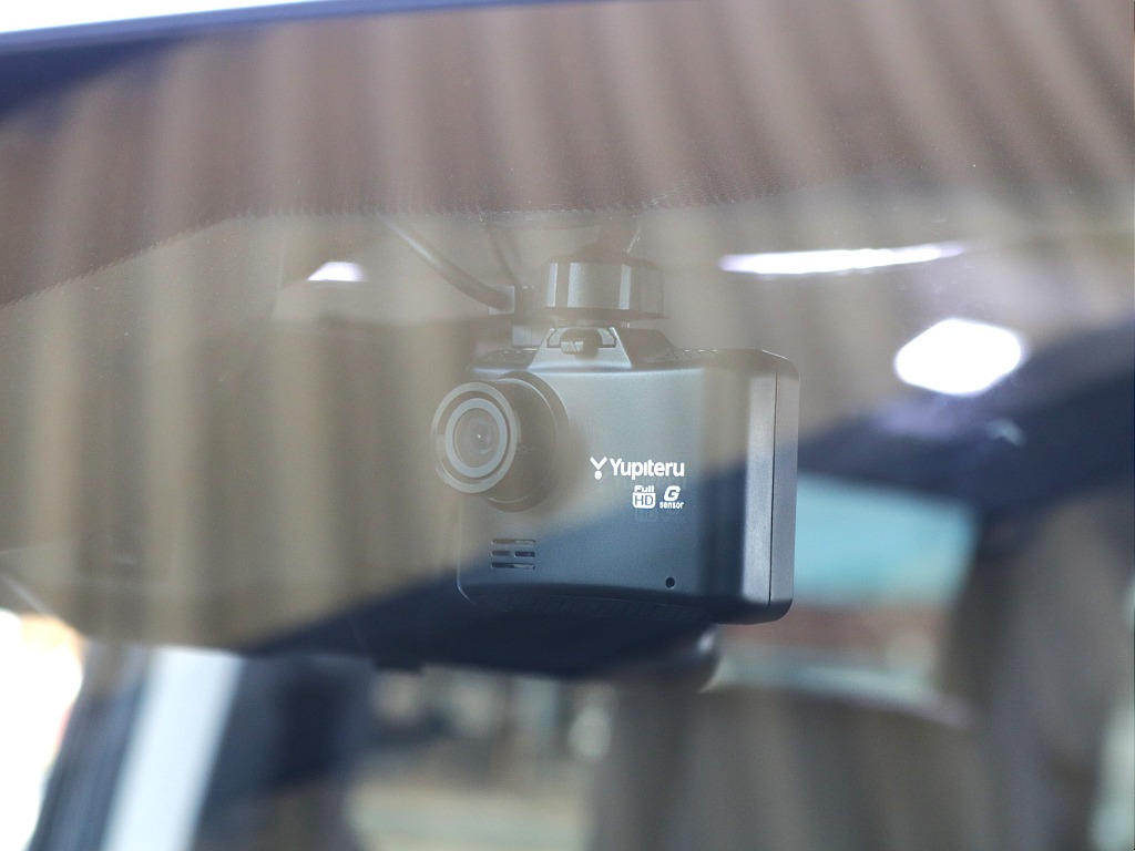 ドライブレコーダー