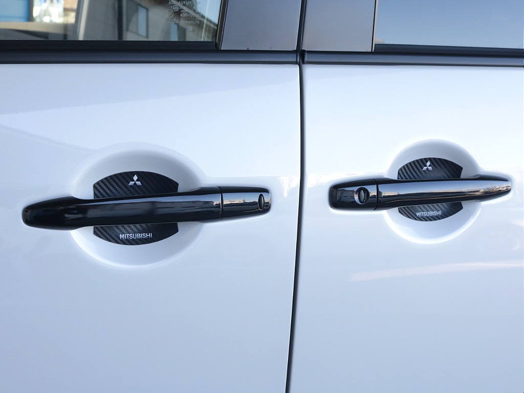 三菱ドアノブガード