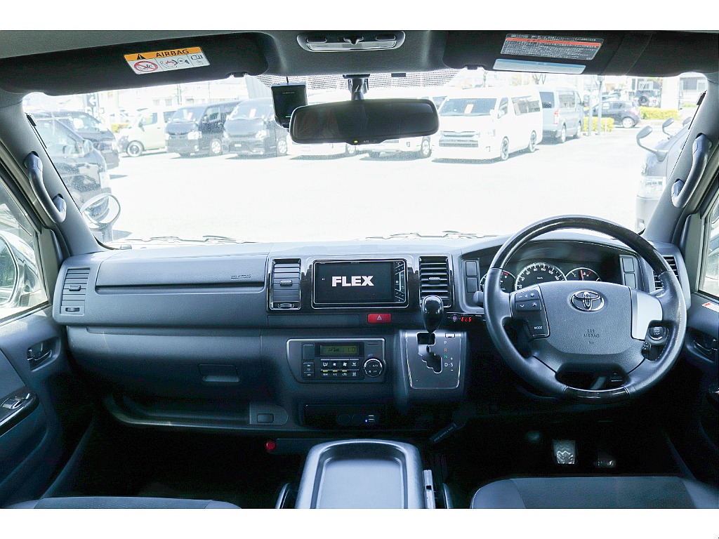 ハイエースセカンド高崎店にて展示中♪027-384-3591