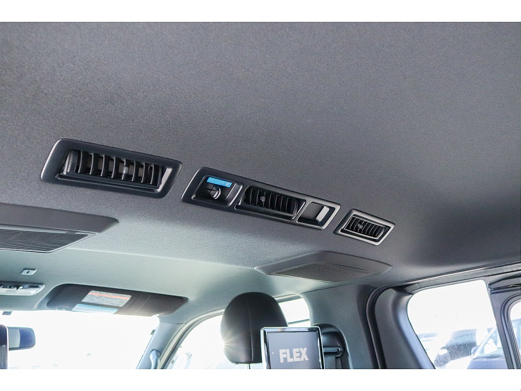 ハイエースセカンド高崎店にて展示中♪027-384-3591