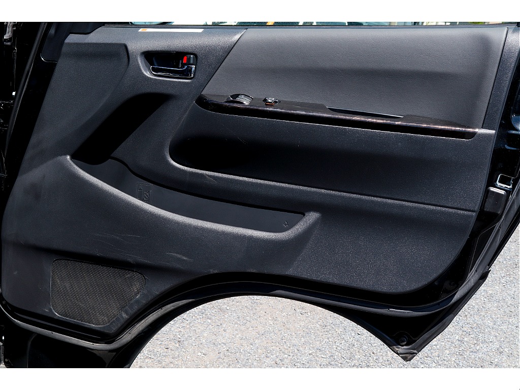 ハイエースセカンド高崎店にて展示中♪027-384-3591