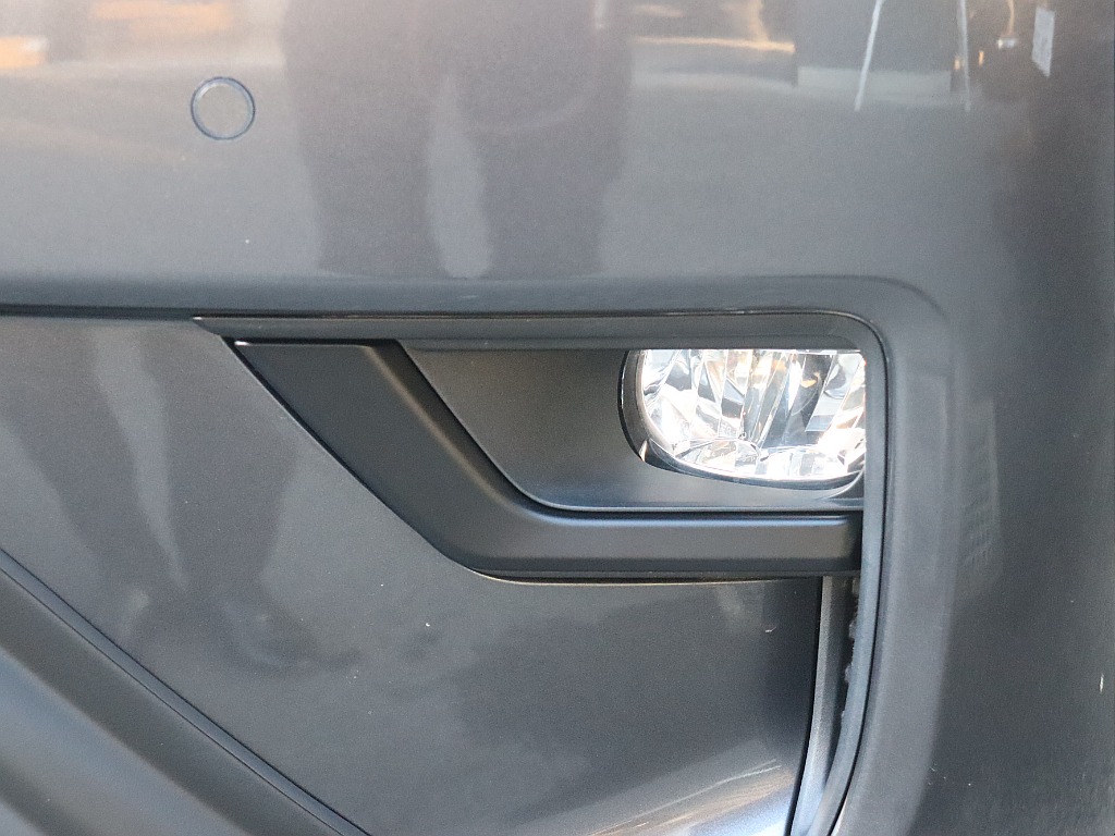 フォグベゼルマッドブラック！