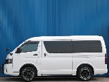 トヨタ ハイエース(5枚目)