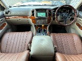 トヨタ ランドクルーザー100(2枚目)