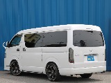 トヨタ ハイエース(4枚目)