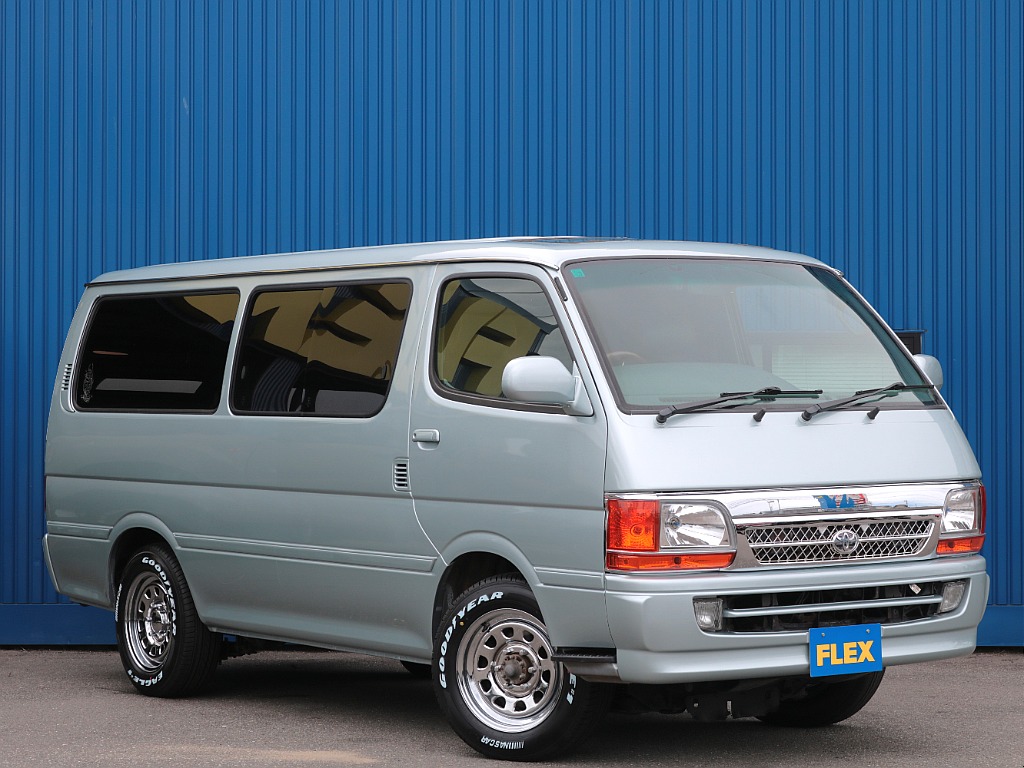 トヨタ ハイエースバン(1枚目)