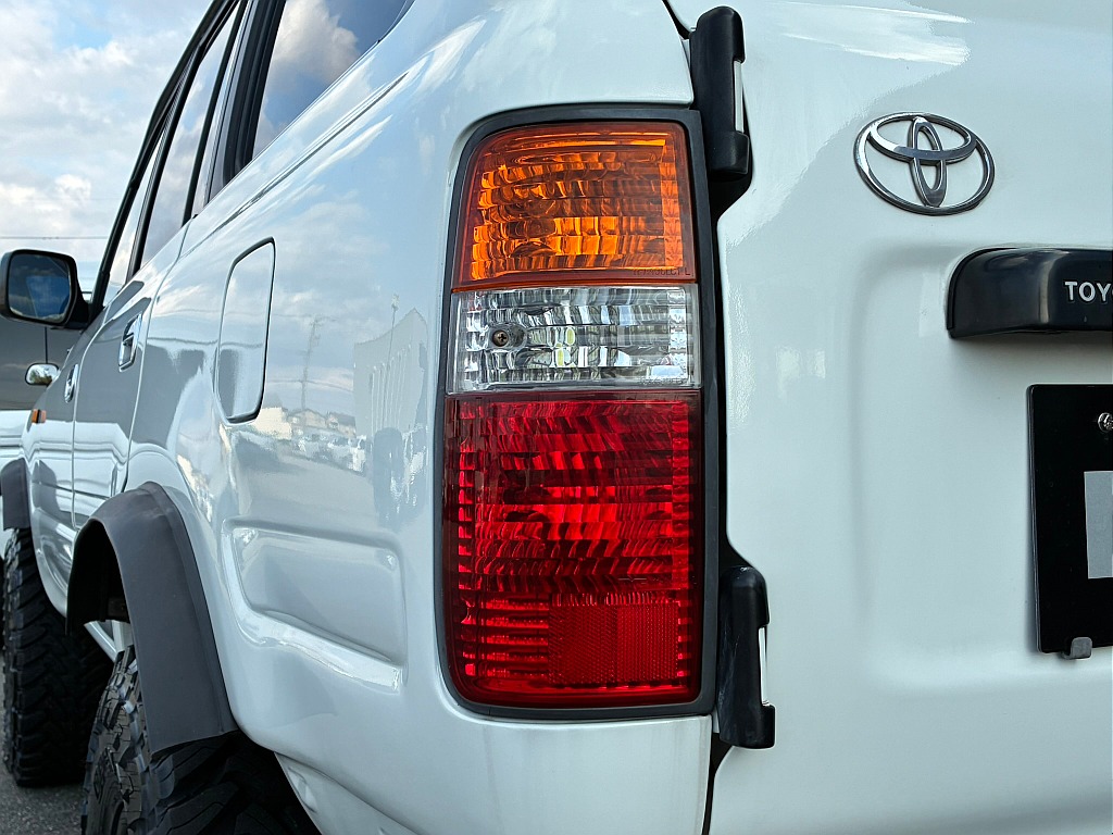 トヨタ ランドクルーザー80(17枚目)