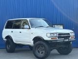 トヨタ ランドクルーザー80(3枚目)