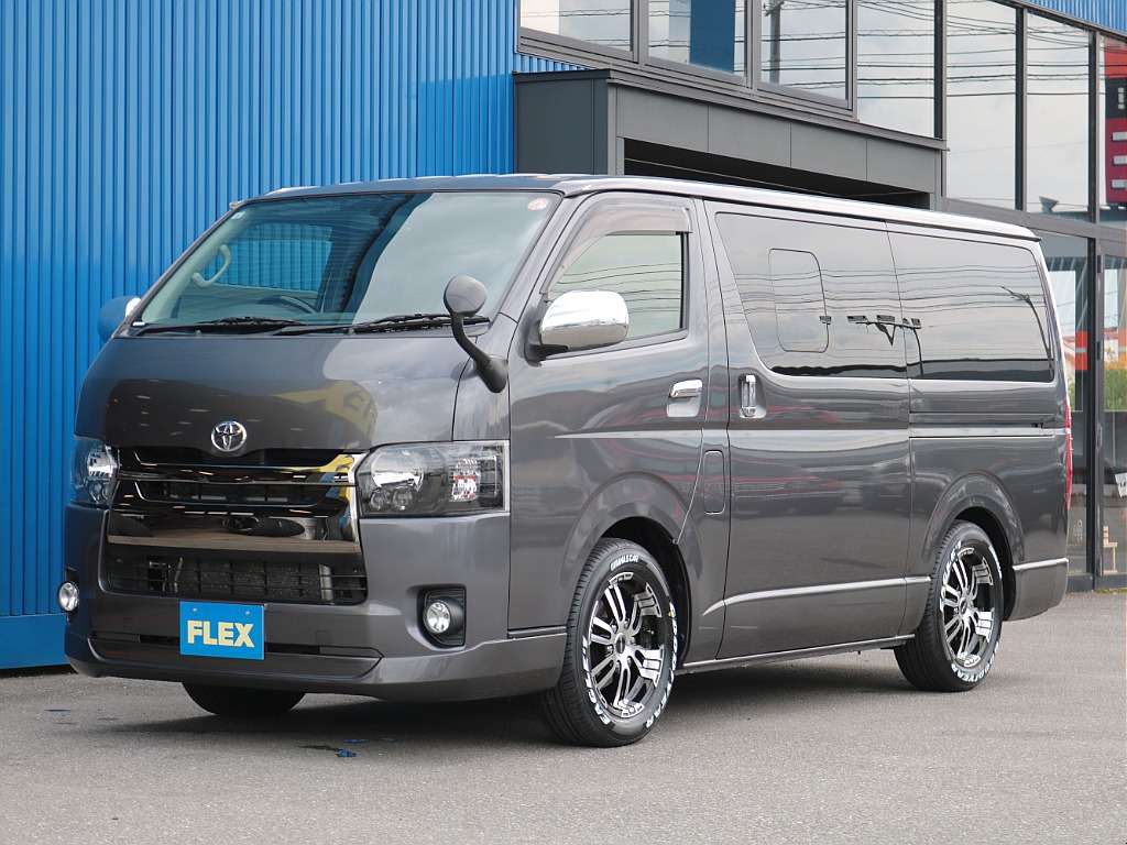 トヨタ ハイエースバン(13枚目)
