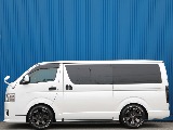 トヨタ ハイエースバン(5枚目)