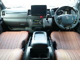 トヨタ ハイエースバン(2枚目)