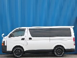 トヨタ ハイエースバン(5枚目)