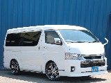トヨタ ハイエースバン(3枚目)