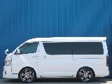 トヨタ ハイエースバン(5枚目)