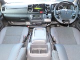 トヨタ ハイエースバン(2枚目)