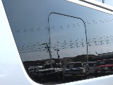 小窓付き手動スライドドア★
