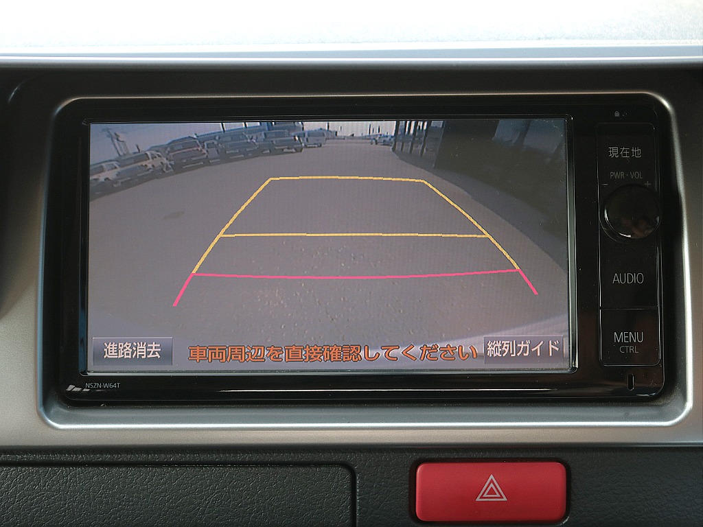 バックカメラ搭載