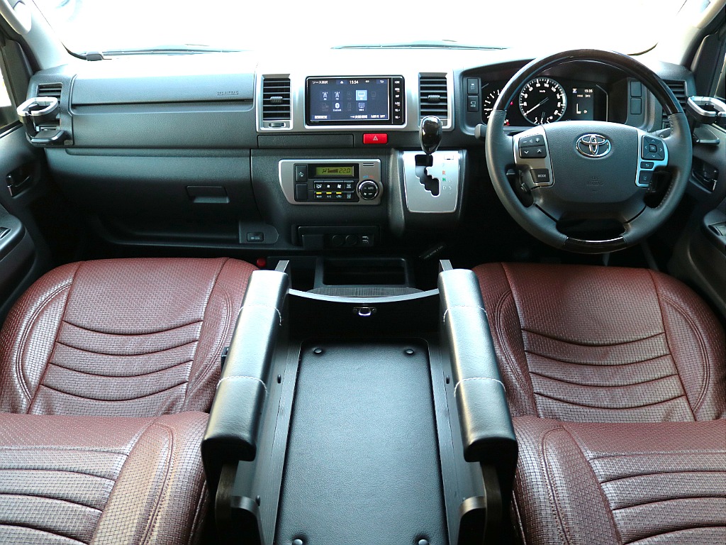 運転席周り