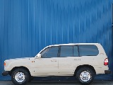 トヨタ ランドクルーザー100(5枚目)