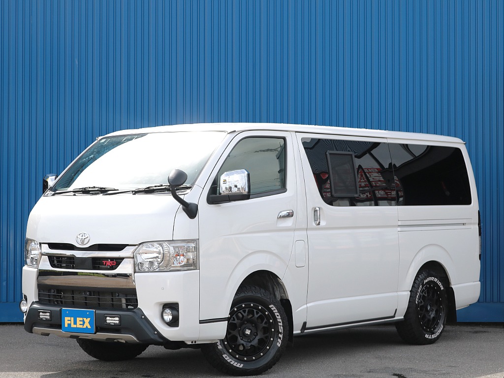 トヨタ ハイエースバン(1枚目)