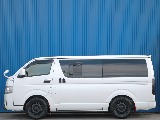 トヨタ ハイエースバン(4枚目)
